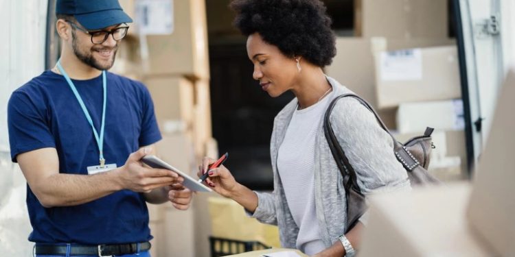 Improve Supply Chain Operations with an RSC Box