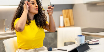 How Mashooq Hair Oil protects hair from chemical damage