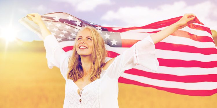 Dreaming of Chasing the American Dream? But Worried About the US Immigration Maze? Don’t Sweat It! Lunel Law Can Be Your Guide.