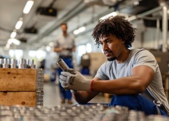 Advantages and Disadvantages of sheet Metal stamping and stretch Stamping